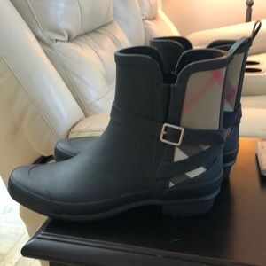 Burberry Shoes - Burberry rain boots Burberry Shoes - Burberry rain boots
